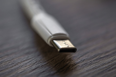 HDMI Cables - Hybrid Technology Trading and Contracting WLL - Doha Qatar HDMI Cables - Hybrid Technology Trading and Contracting WLL - Doha Qatar
